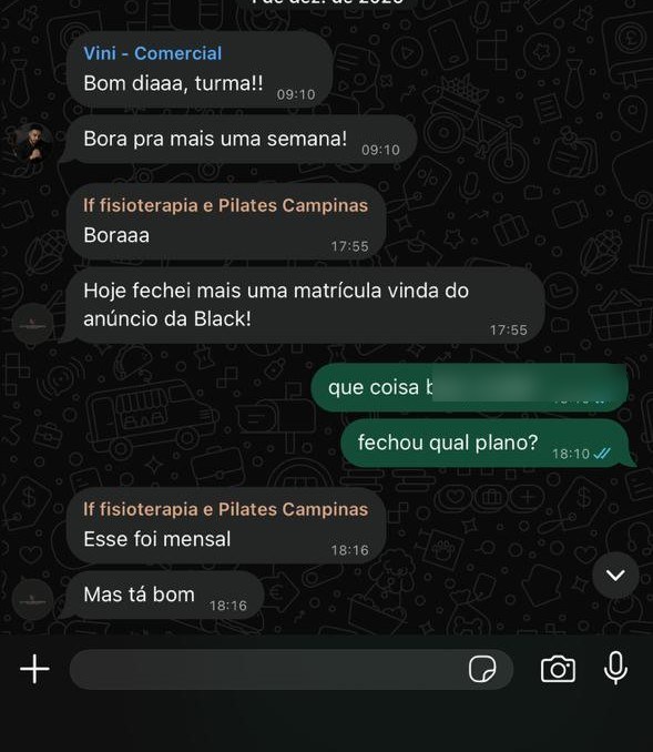 Conversa de WhatsApp com cliente confirmando o fechamento de mais um plano
